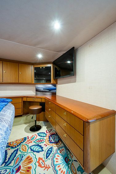 2003-65-ocean-yachts-odyssey