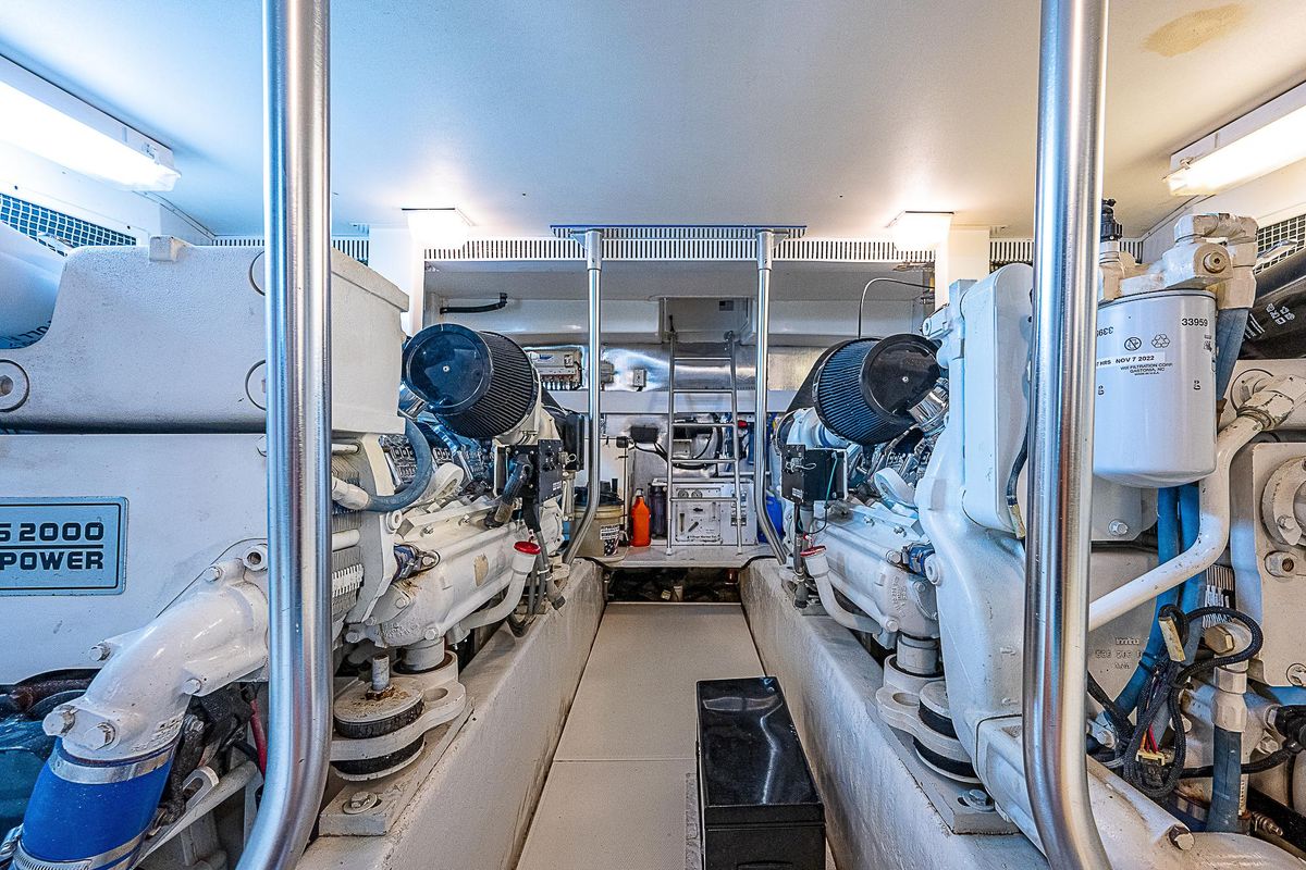 2003 Ocean Yachts 65 