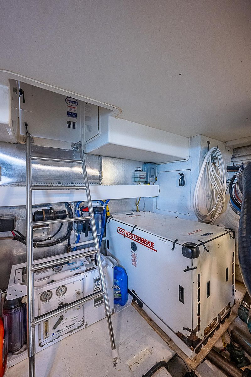 2003 Ocean Yachts 65 