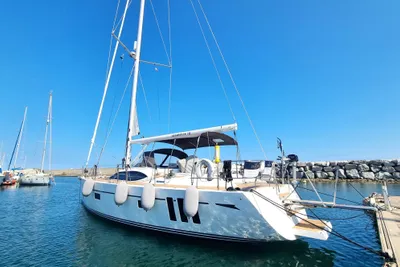 Oyster 495