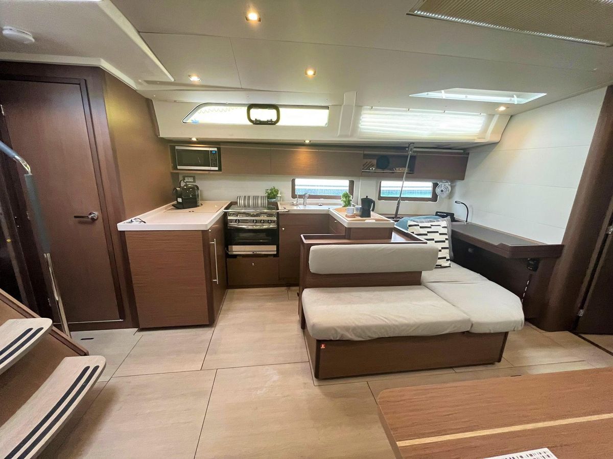 2023 Beneteau 50 
