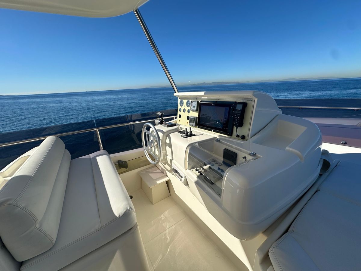 2006 Ferretti Yachts 78