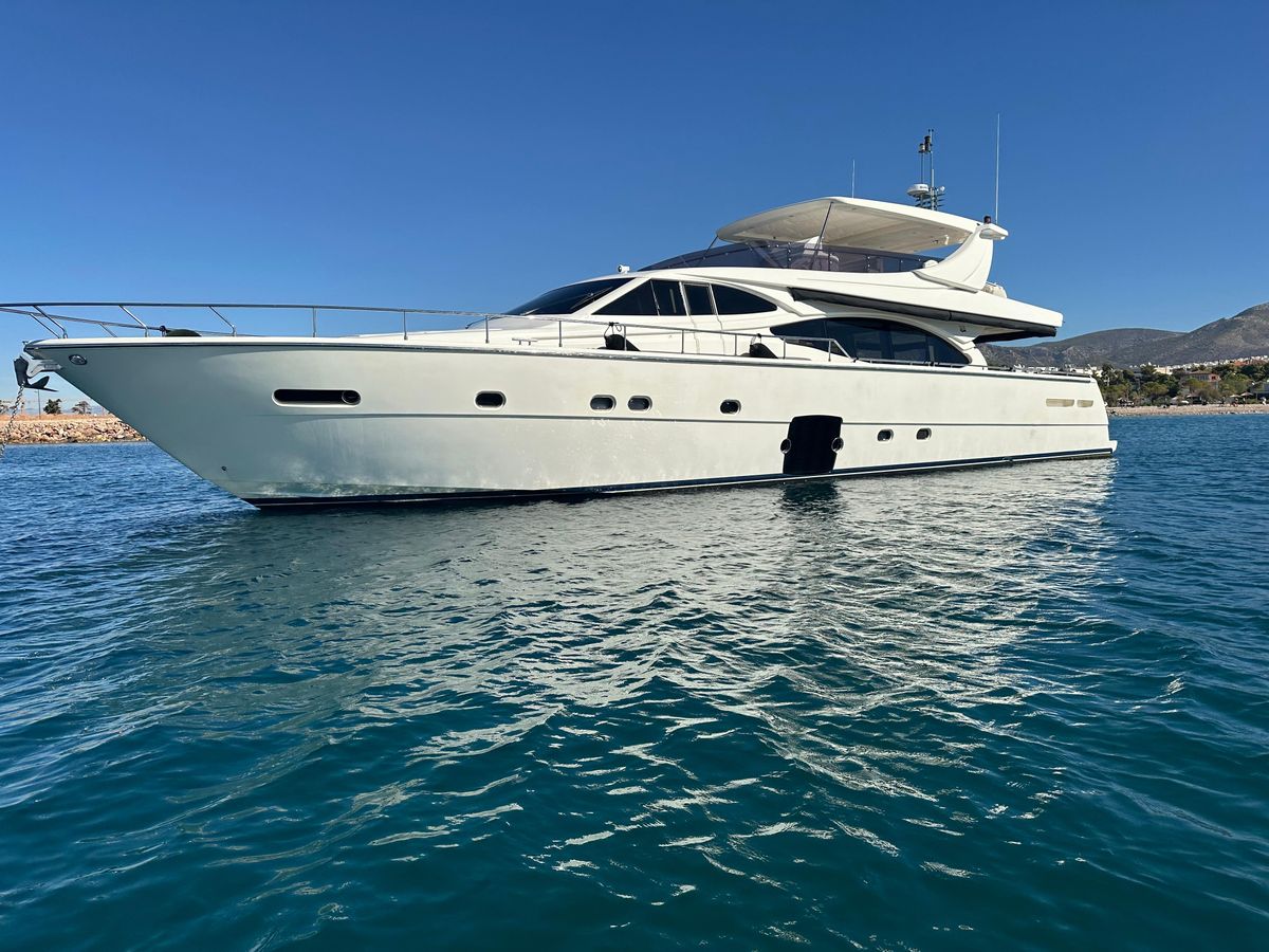 2006 Ferretti Yachts 78