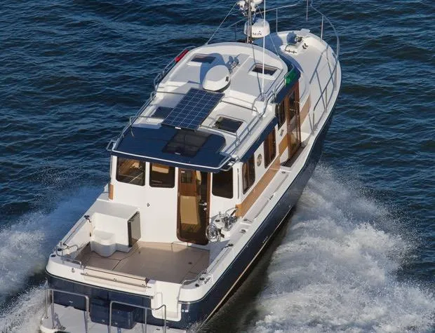 Lone Ranger Yacht Photos Pics 2016 Ranger Tugs Sedan - Manufacturer Provided Image