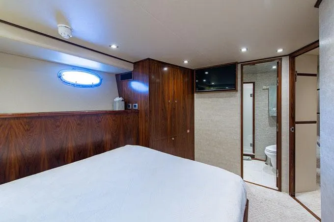 Obsession Yacht Photos Pics Port Guest Cabin Looking Forward