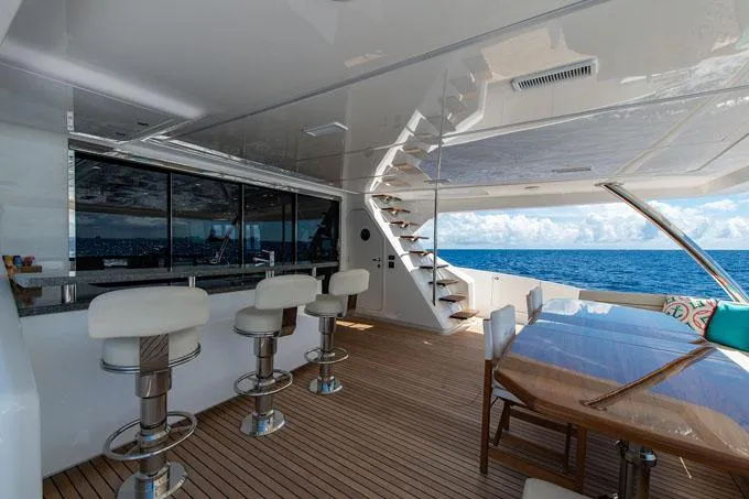 Obsession Yacht Photos Pics Aft Deck