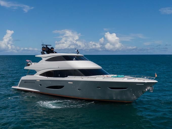 2018 Viking 93 