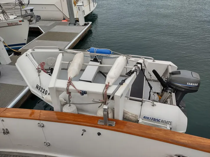 L' Espirit Yacht Photos Pics Ocean Alexander 440 CPMY 1989 yacht with Bullfrog Boats dinghy and Yamaha outboard motor.