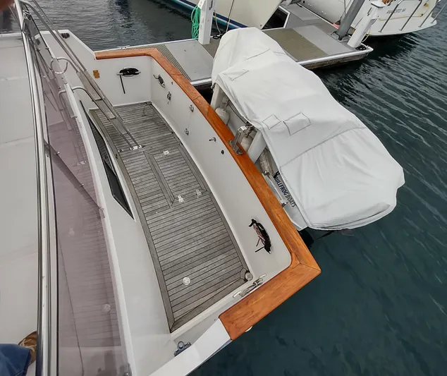 L' Espirit Yacht Photos Pics 1989 Ocean Alexander 440 CPMY yacht docked with covered equipment.
