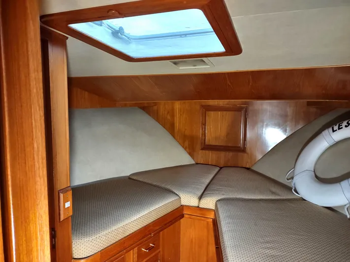 L' Espirit Yacht Photos Pics 