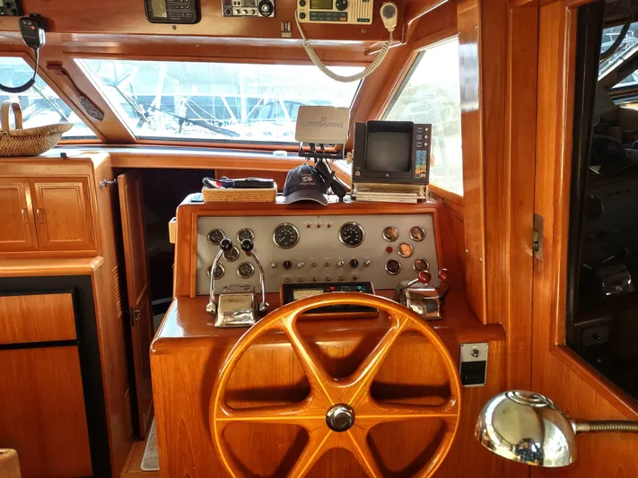 L' Espirit Yacht Photos Pics 