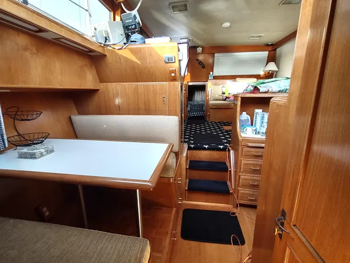 L' Espirit Yacht Photos Pics 