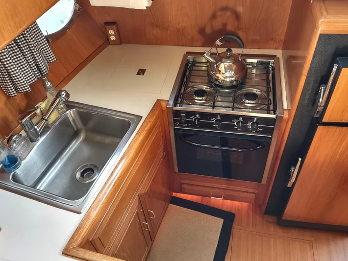 L' Espirit Yacht Photos Pics 