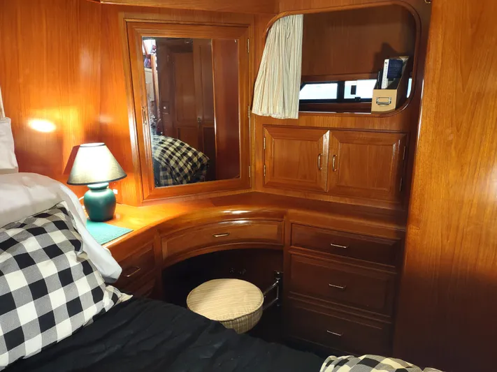 L' Espirit Yacht Photos Pics 