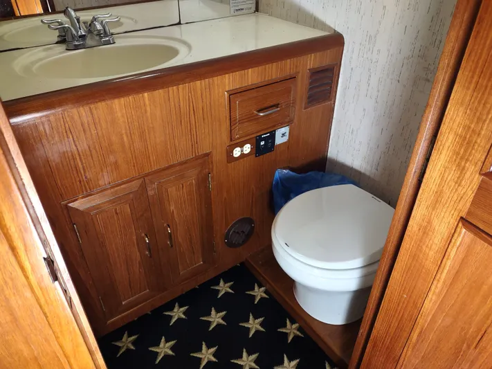 L' Espirit Yacht Photos Pics 