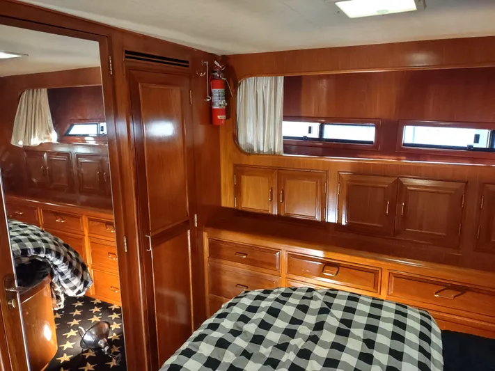 L' Espirit Yacht Photos Pics 