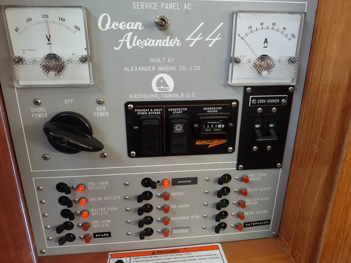 L' Espirit Yacht Photos Pics 