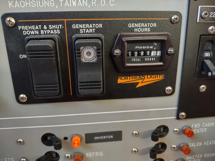 L' Espirit Yacht Photos Pics 