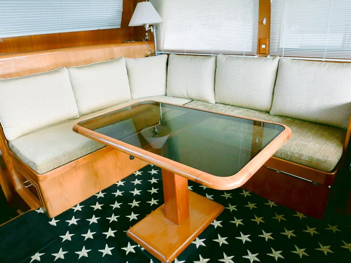 L' Espirit Yacht Photos Pics 