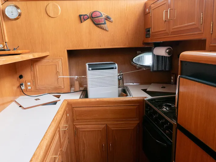 L' Espirit Yacht Photos Pics 