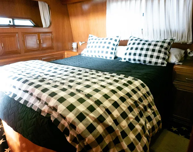 L' Espirit Yacht Photos Pics 