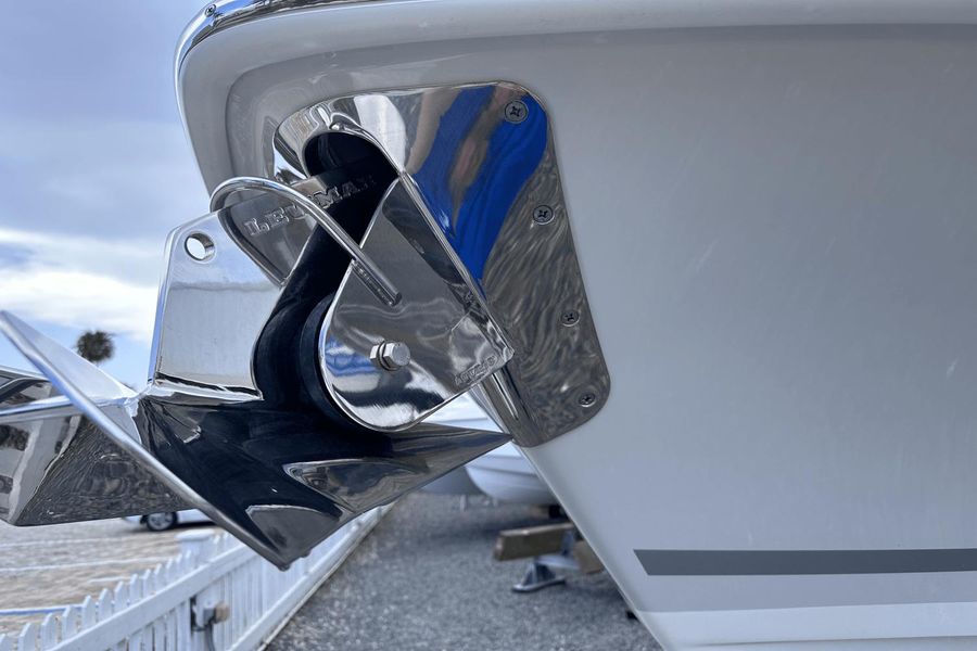 2020 Boston Whaler 280 Outrage
