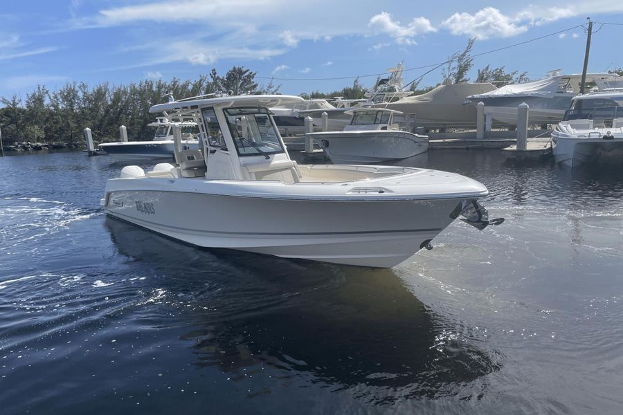 2020 Boston Whaler 280 Outrage