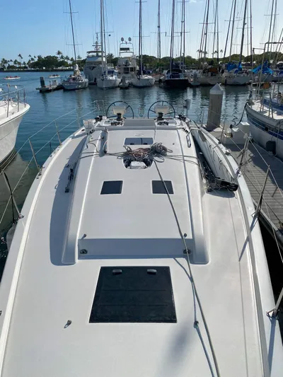 Vamoosh Yacht Photos Pics Foredeck looking Aft