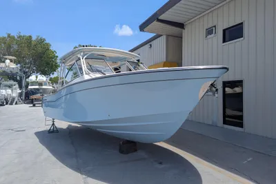 Grady-White Freedom 307