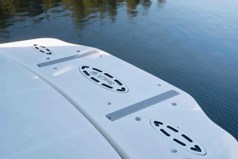  Yacht Photos Pics 2008 Sea Ray 38 Sundancer swim platform on calm water.