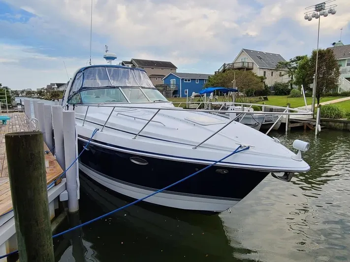 Judy B II Yacht Photos Pics 