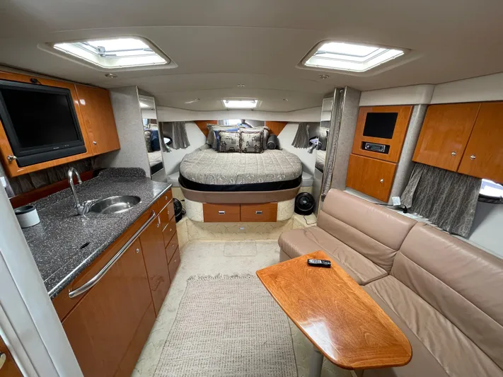 Judy B II Yacht Photos Pics 