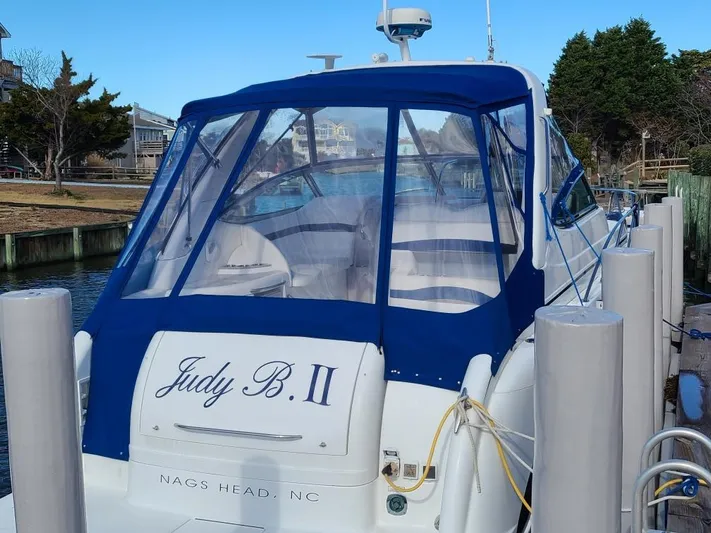 Judy B II Yacht Photos Pics 