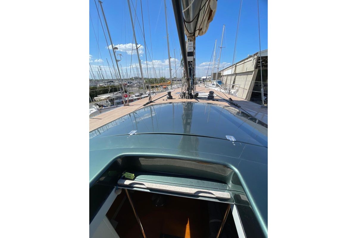 2003 Maxi Dolphin 65 