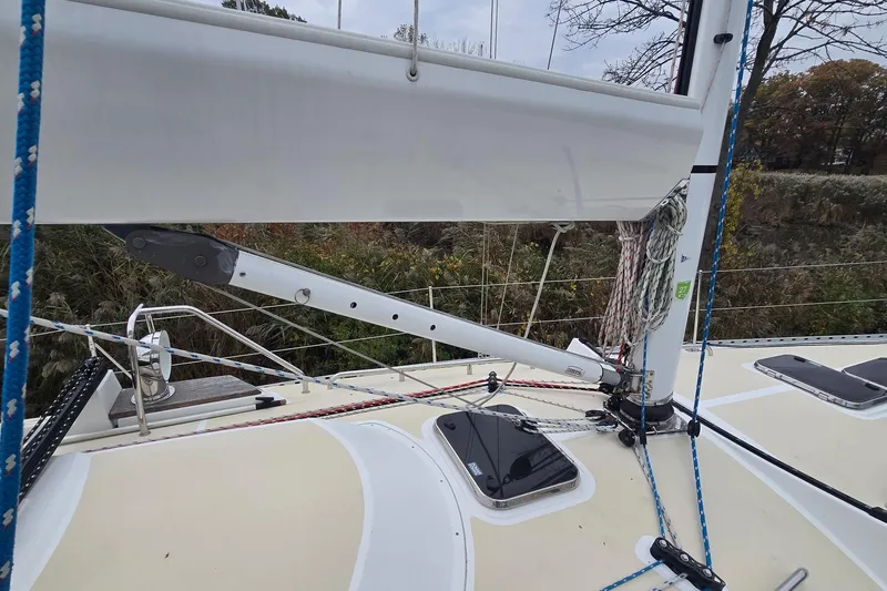Irie Yacht Photos Pics Sailboat deck of 2018 Tartan 345, featuring rigging and boom details.