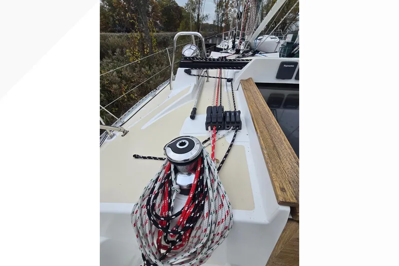 Irie Yacht Photos Pics Sailboat deck of 2018 Tartan 345 with ropes and winch.