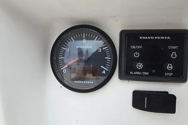 Irie Yacht Photos Pics Volvo Penta tachometer and control panel on 2018 Tartan 345 boat dashboard.