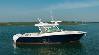 Grady-White Freedom 375