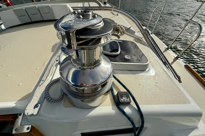 Kittywake Yacht Photos Pics Winch on 1996 J Boats J/42 sailboat deck, with ropes and Garmin equipment.