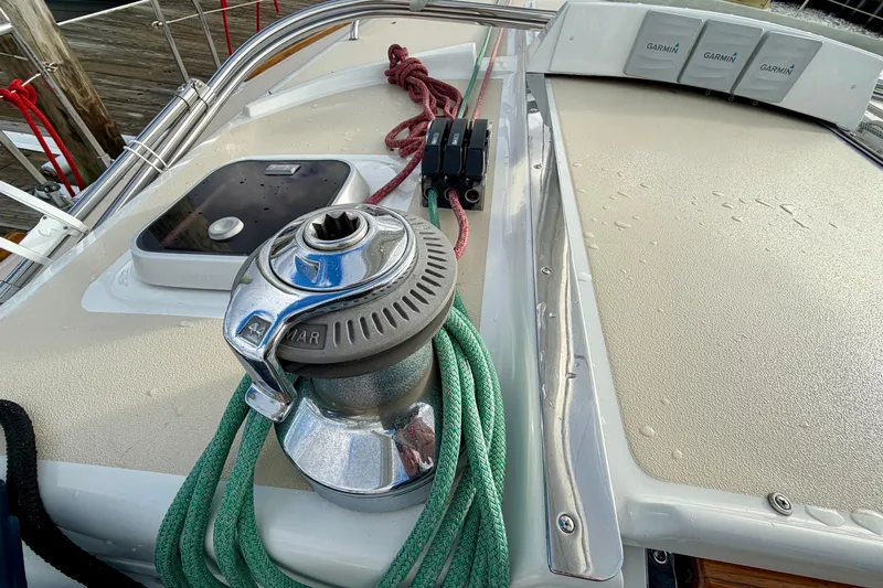 Kittywake Yacht Photos Pics Deck of 1996 J Boats J/42 with winch, ropes, and Garmin equipment.