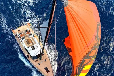 Oyster 495