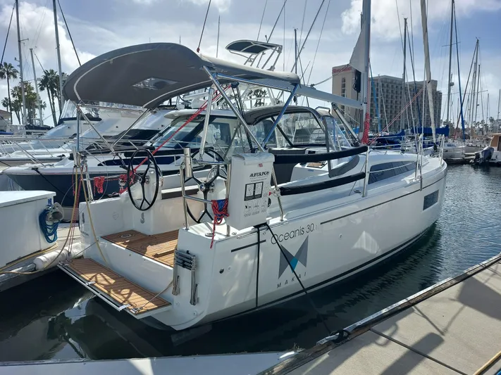 "makai" Yacht Photos Pics 