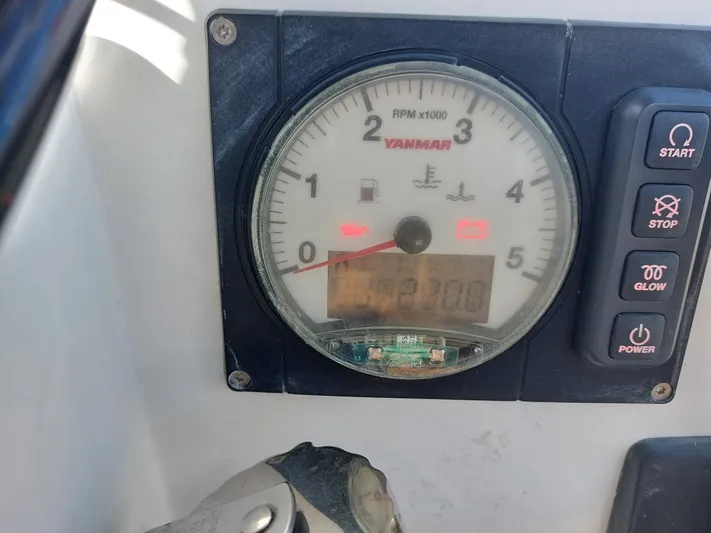 "makai" Yacht Photos Pics Yanmar tachometer on 2020 Beneteau Oceanis 30.1 sailboat dashboard.