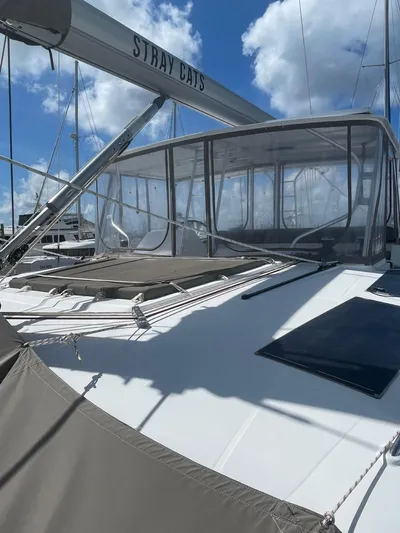 Stray Cats Yacht Photos Pics 