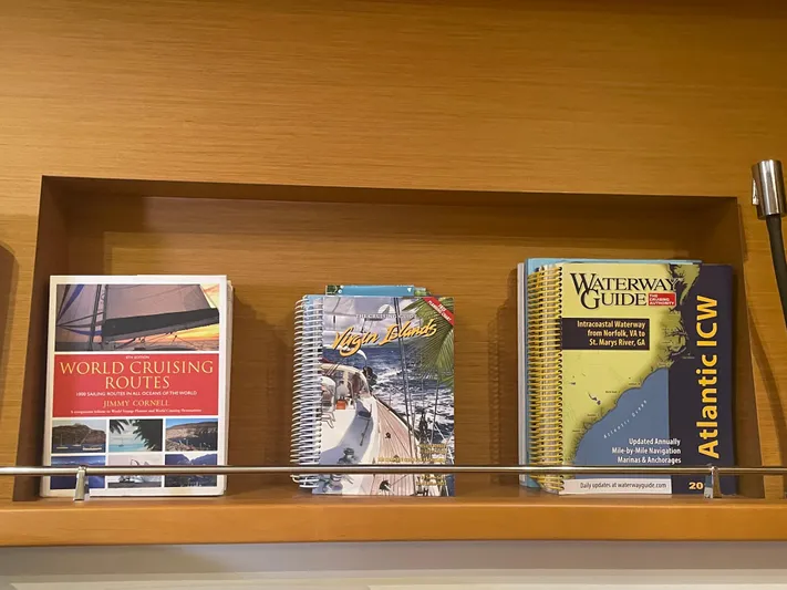 Stray Cats Yacht Photos Pics 