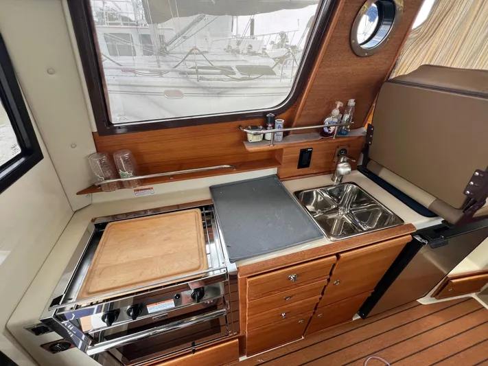 Blue Soul Yacht Photos Pics Ranger Tugs R - 27