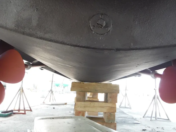 Lemonade Yacht Photos Pics 