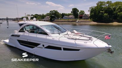 2021 50' Cruisers Yachts-50 Cantius Beverly, MA, US