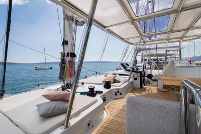 Yacht