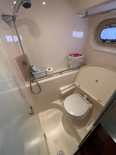 2009 Tiara 3500 Sovran Yacht Photos Pics 